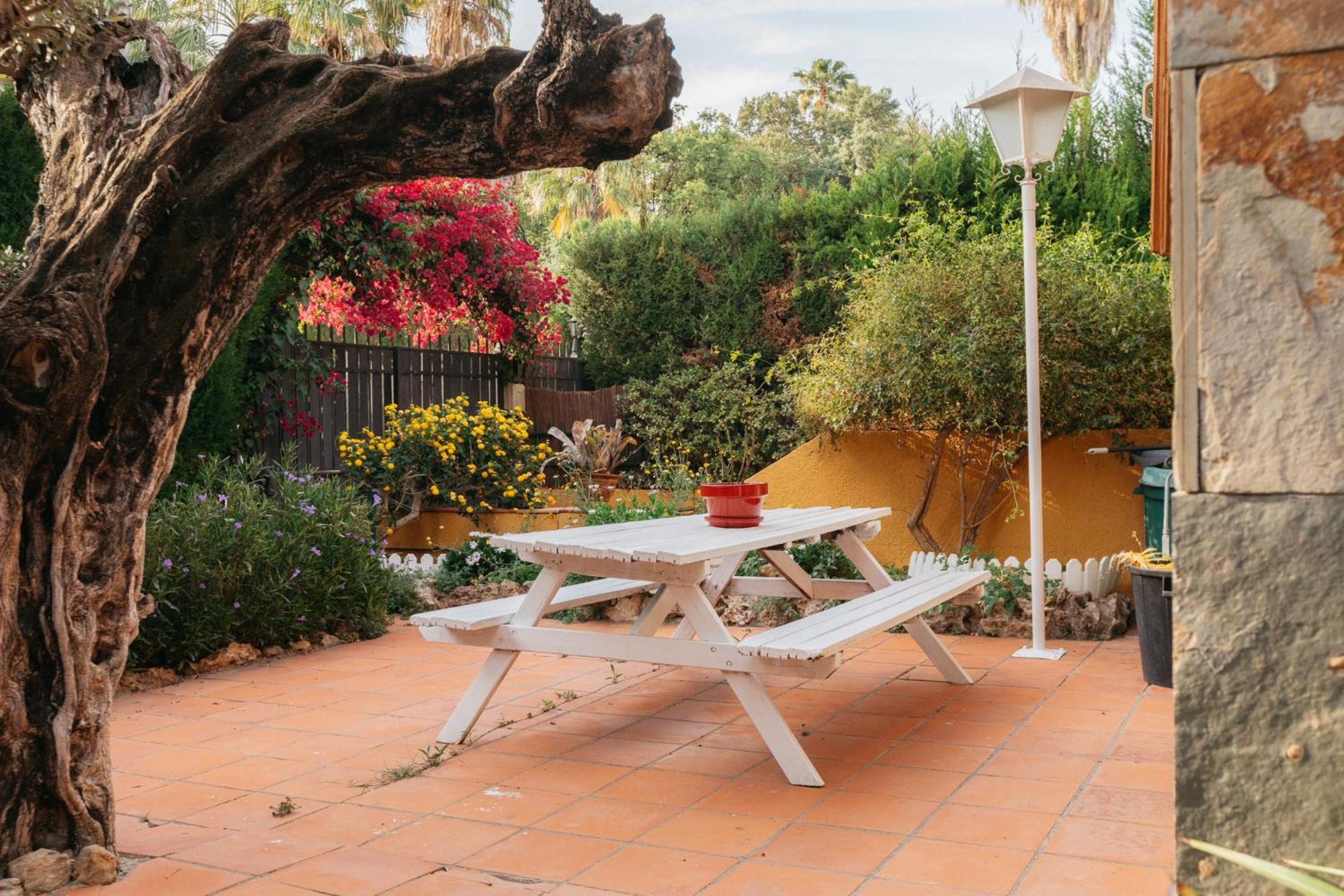 Chalet, Villa Rodeada De Naturaleza Piscina A Doce Klm De Valencia Y 7 Del Aeropuerto Luaran gambar